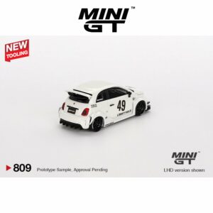 MiniGt Fiat Abarth Weiss 809